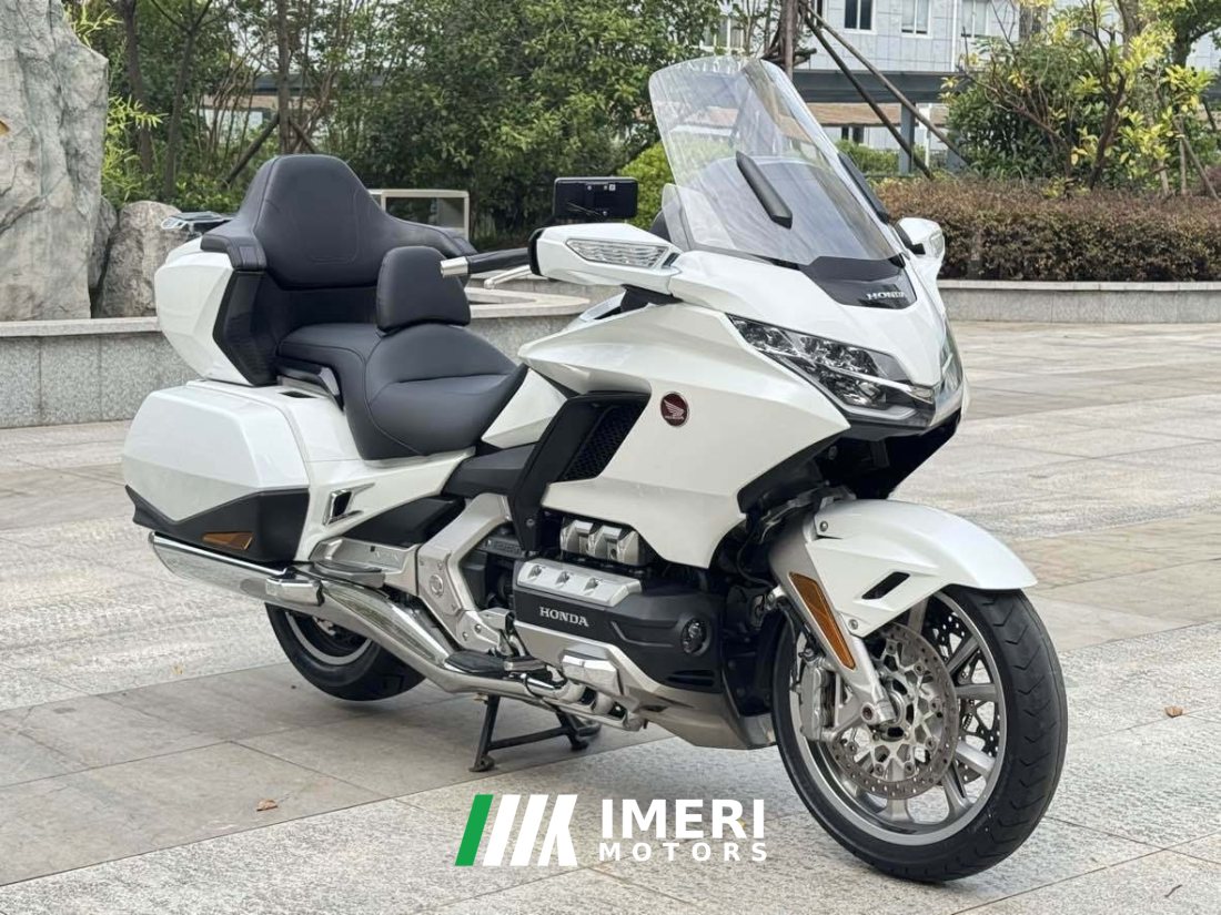 Honda Gold Wing GL1800 - мотоцикл из Китая