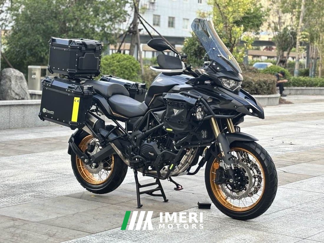 Benelli TRK552 550 cc - мотоцикл из Китая
