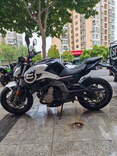 CFMOTO 650NK - фото 4