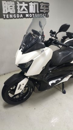 Yamaha XMAX 300 cc - фото 2