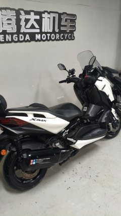 Yamaha XMAX 300 cc - фото 8