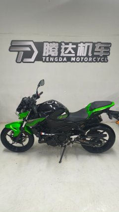 Kawasaki Z400 - фото 1