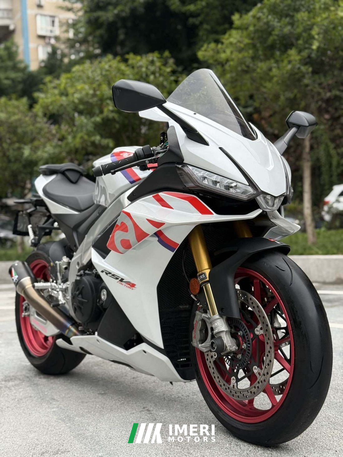 Aprilia RSV4 1100 cc - мотоцикл из Китая