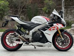 Aprilia RSV4 1100 cc - фото 2
