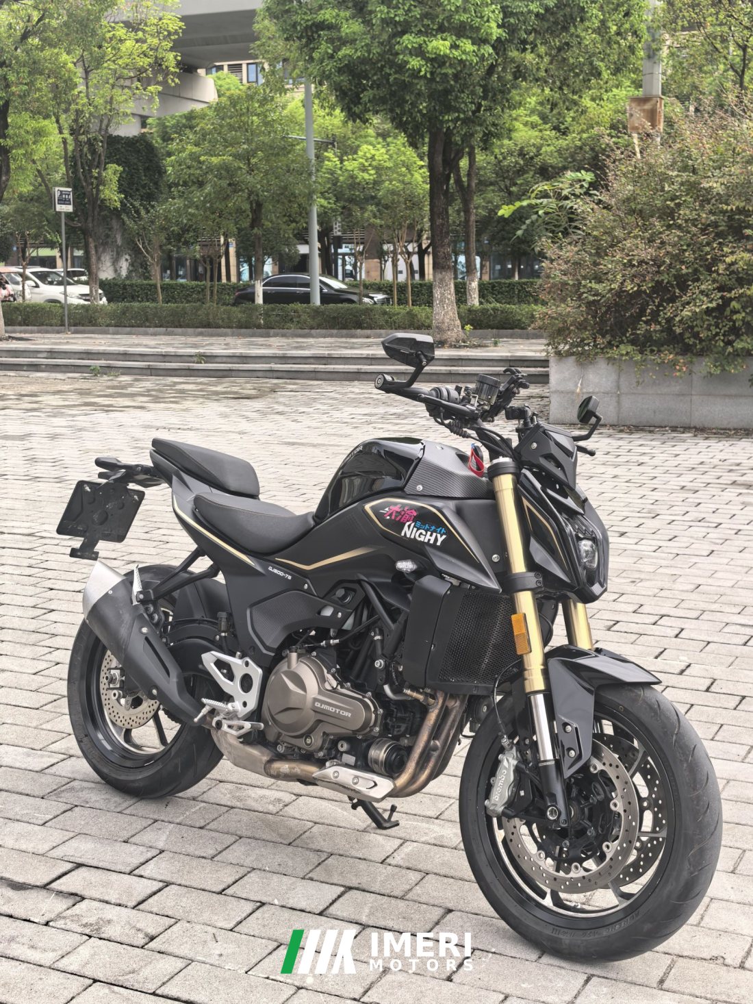 QJMOTOR Chaser 550 - мотоцикл из Китая