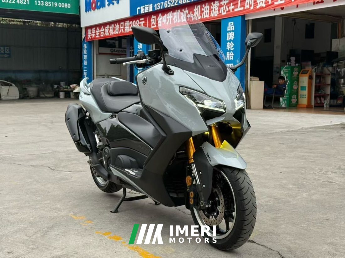 Yamaha TMAX 560 cc - мотоцикл из Китая