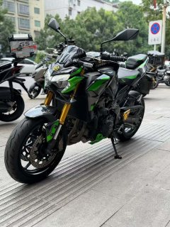 Kawasaki Z900 950 cc - фото 2