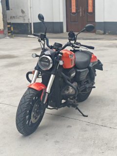 QJMOTOR Flash 300 - фото 6