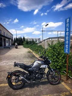 Sundiro Honda CBF190TR - фото 1