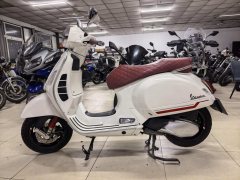VESPA GTS 300 cc - фото 1