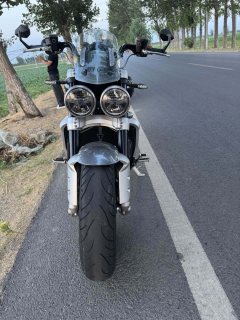 Triumph Rocket 3 2500 cc - фото 3