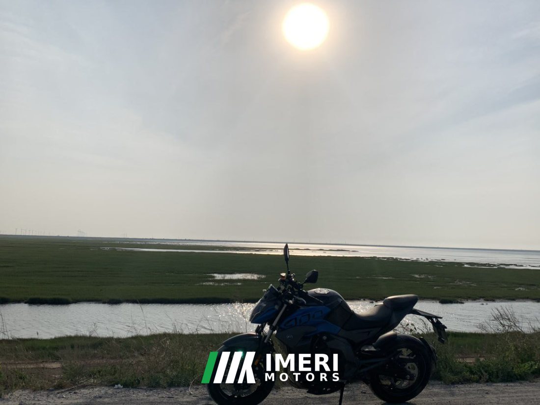 CFMOTO 400NK - мотоцикл из Китая
