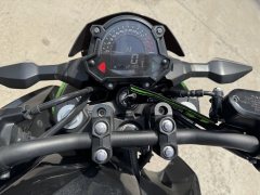 Kawasaki Z400 - фото 5