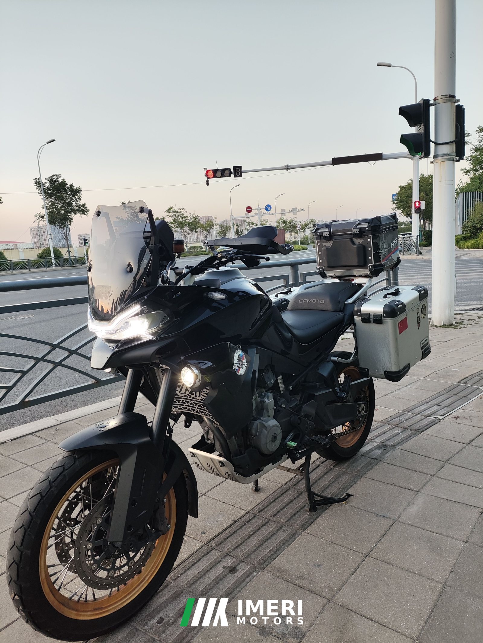 2021 CFMOTO 800MT
