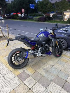 BMW F 900 R - фото 1