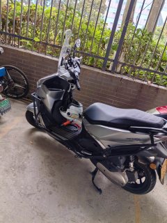 QJMOTOR 150RS - фото 1