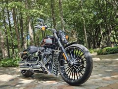 Harley-Davidson Breakout 1923 cc - фото 10