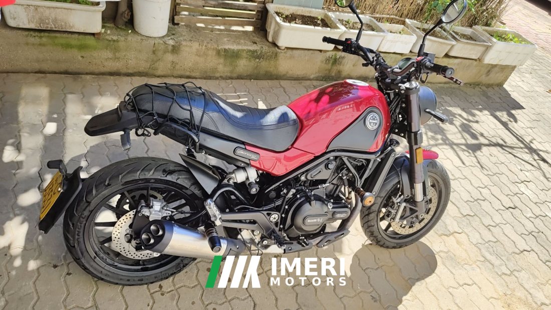 Benelli Leoncino 500 - мотоцикл из Китая