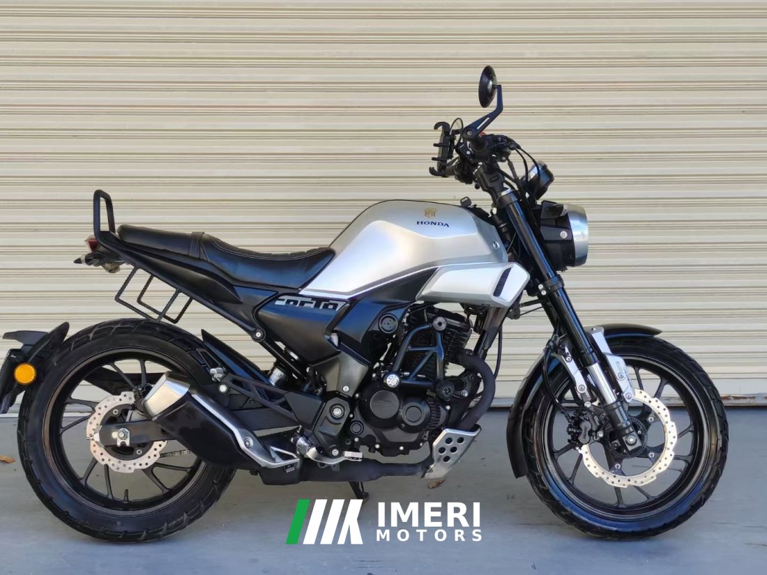 Sundiro Honda CBF190TR - мотоцикл из Китая