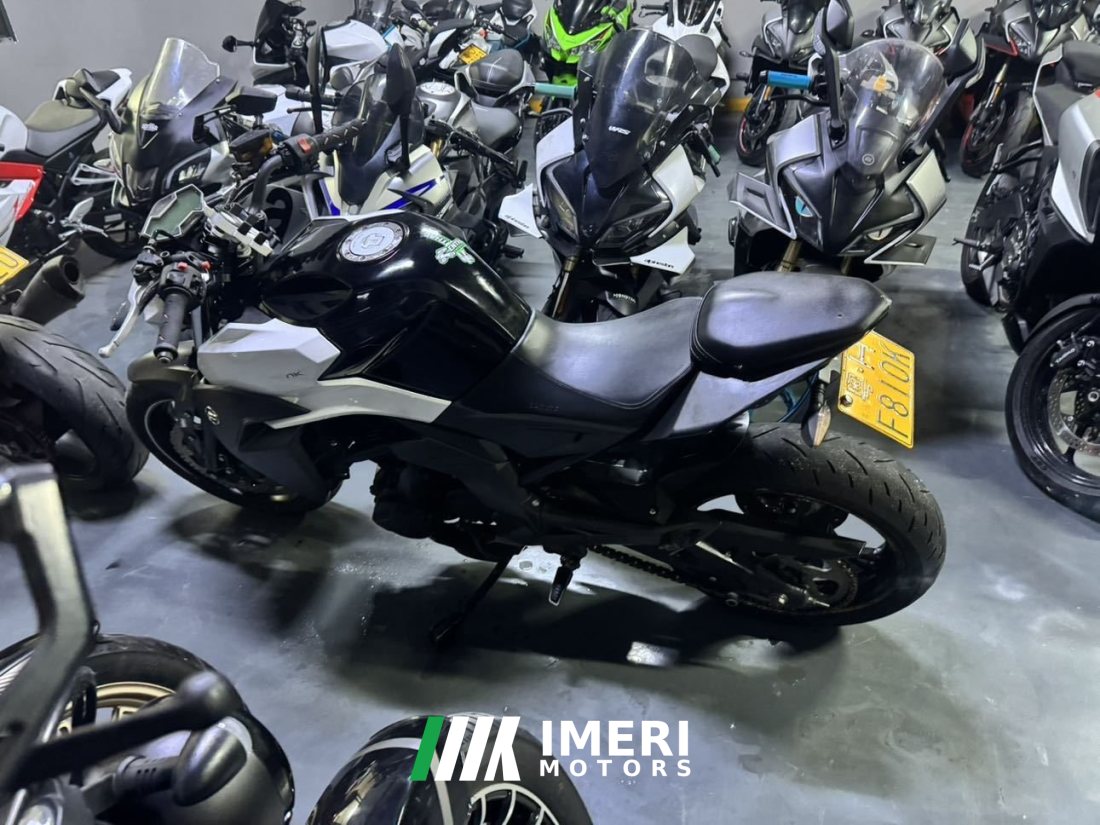 CFMOTO 400NK - мотоцикл из Китая