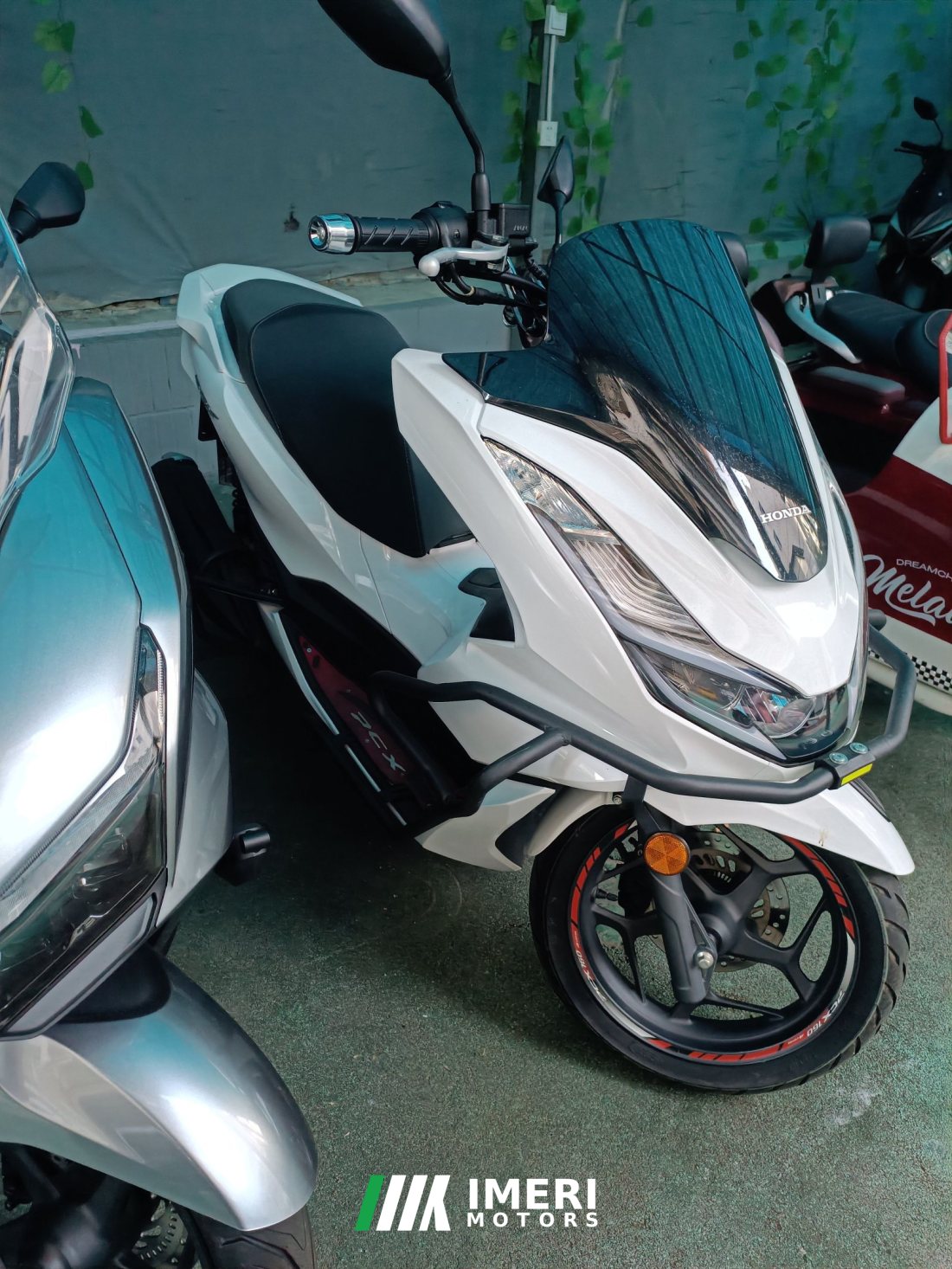 Sundiro Honda PCX 160 cc - мотоцикл из Китая