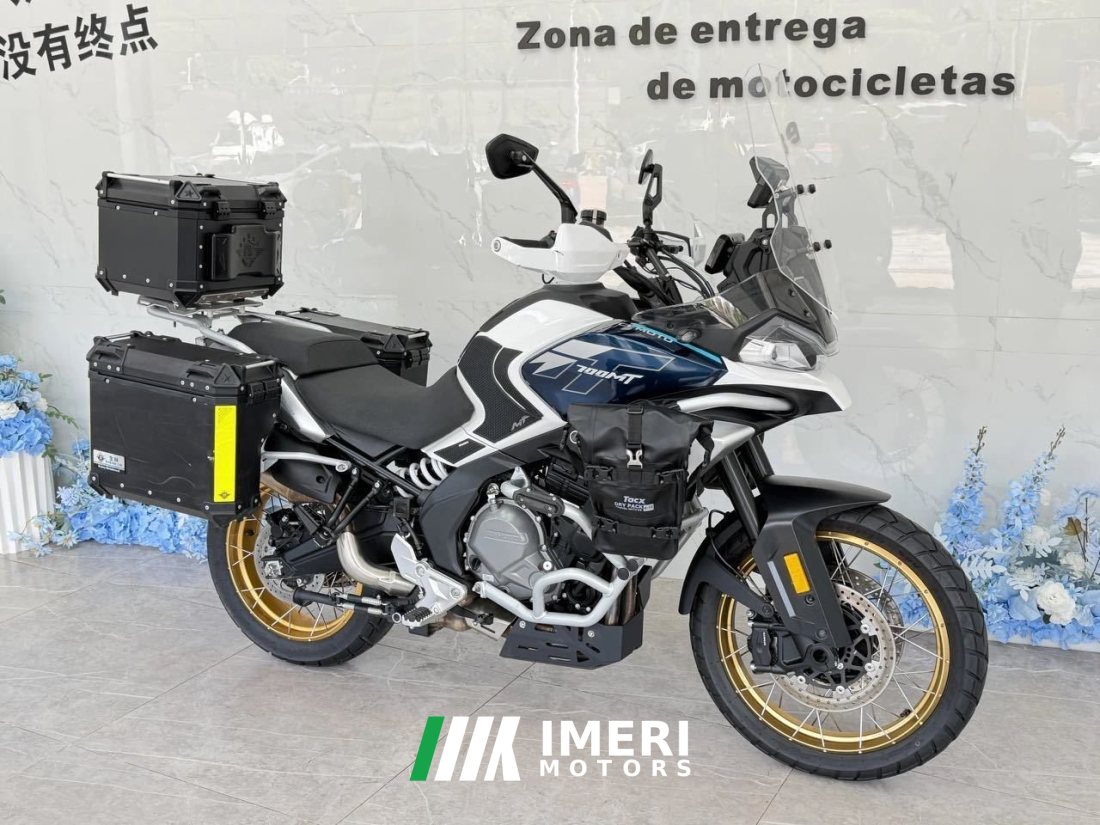 CFMOTO 700MT - мотоцикл из Китая