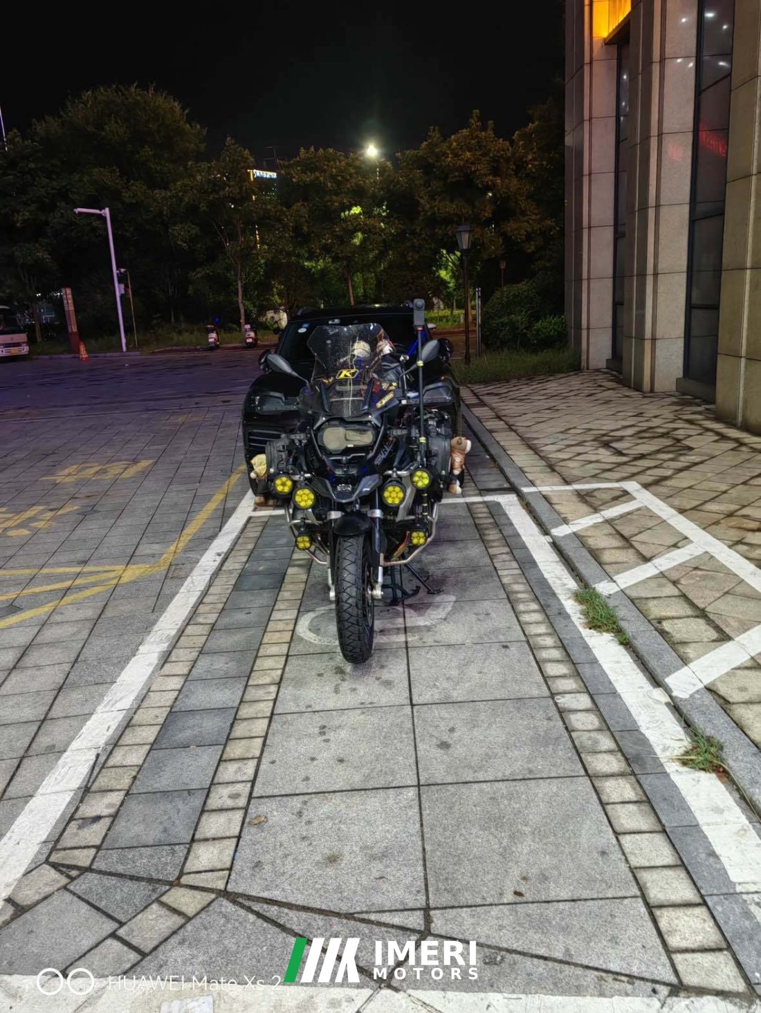 BMW R 1250 GS - мотоцикл из Китая