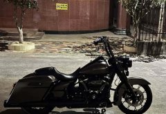 Harley-Davidson Road King 1860 cc - фото 2