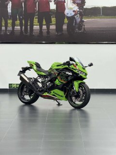 Kawasaki ZX-4R 400 cc - фото 1