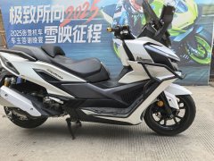 SYM Cruisym 400 - фото 4
