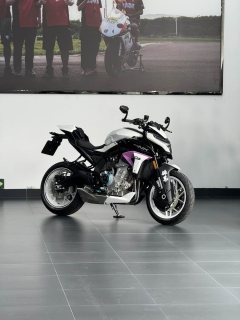 CFMOTO 675NK - фото 1