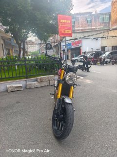 Triumph Speed 400 - фото 1