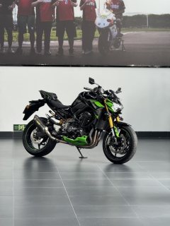 Kawasaki Z900 950 cc - фото 1