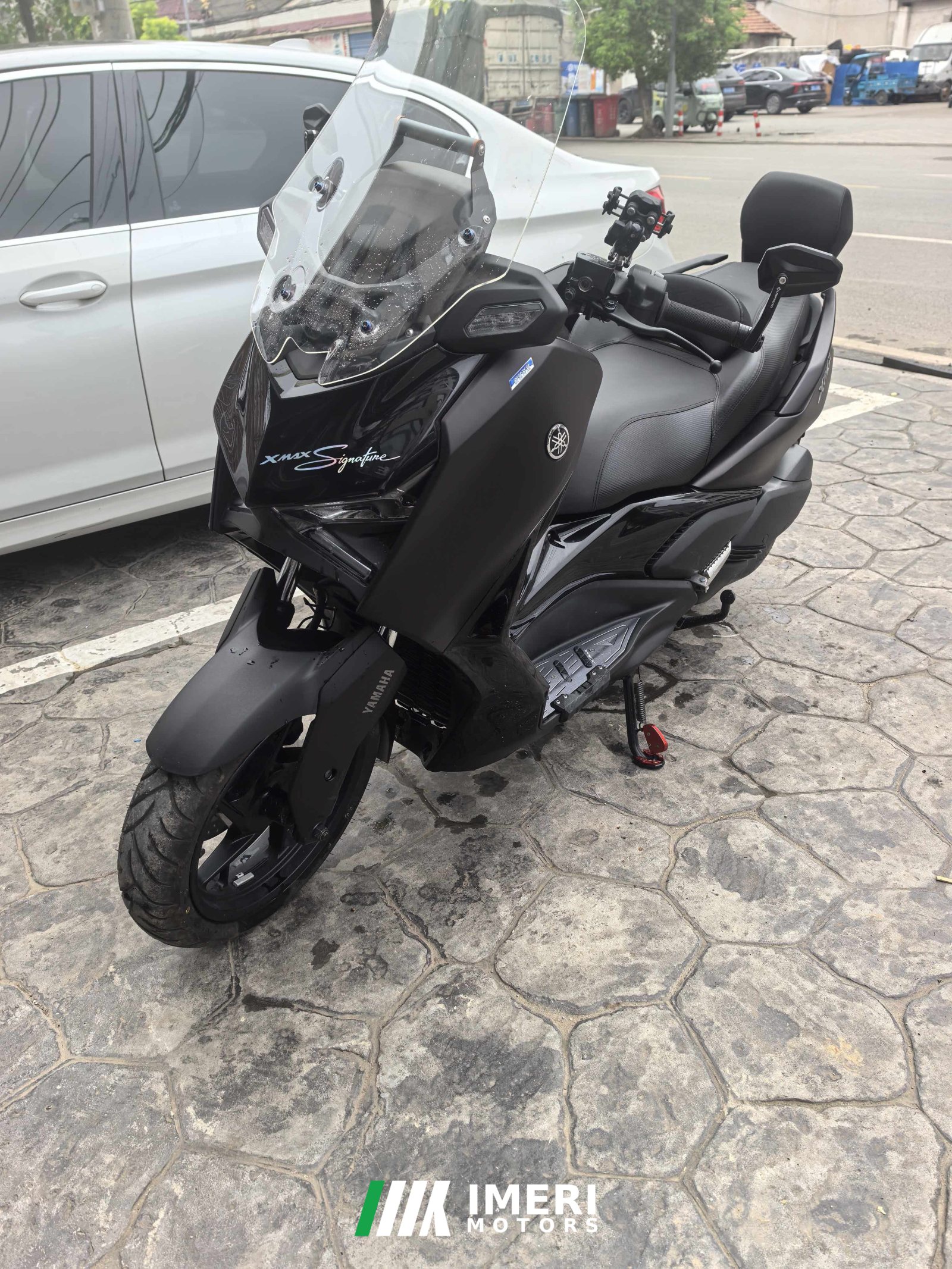 2025 Yamaha XMAX 300 cc