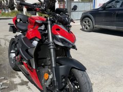 Ducati Street Fighter V2 950 cc - фото 1
