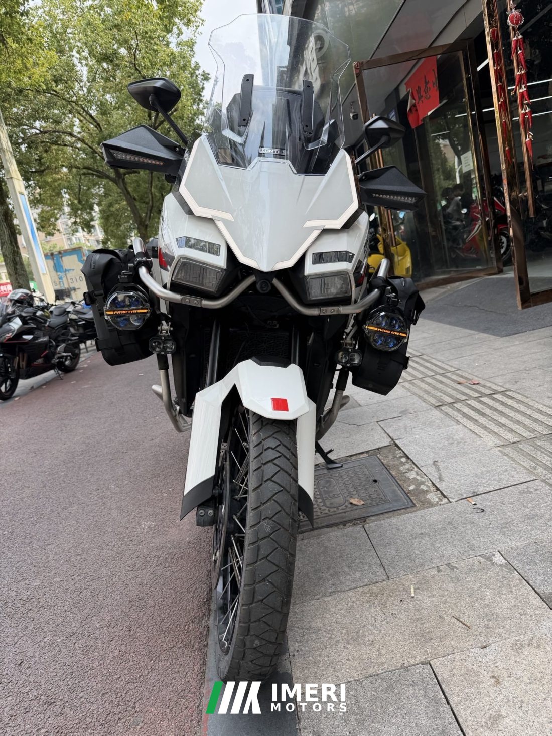 Zontes 703F 700 cc - мотоцикл из Китая