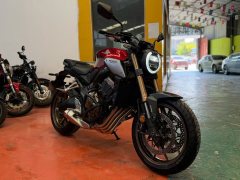 Honda CB650R - фото 1