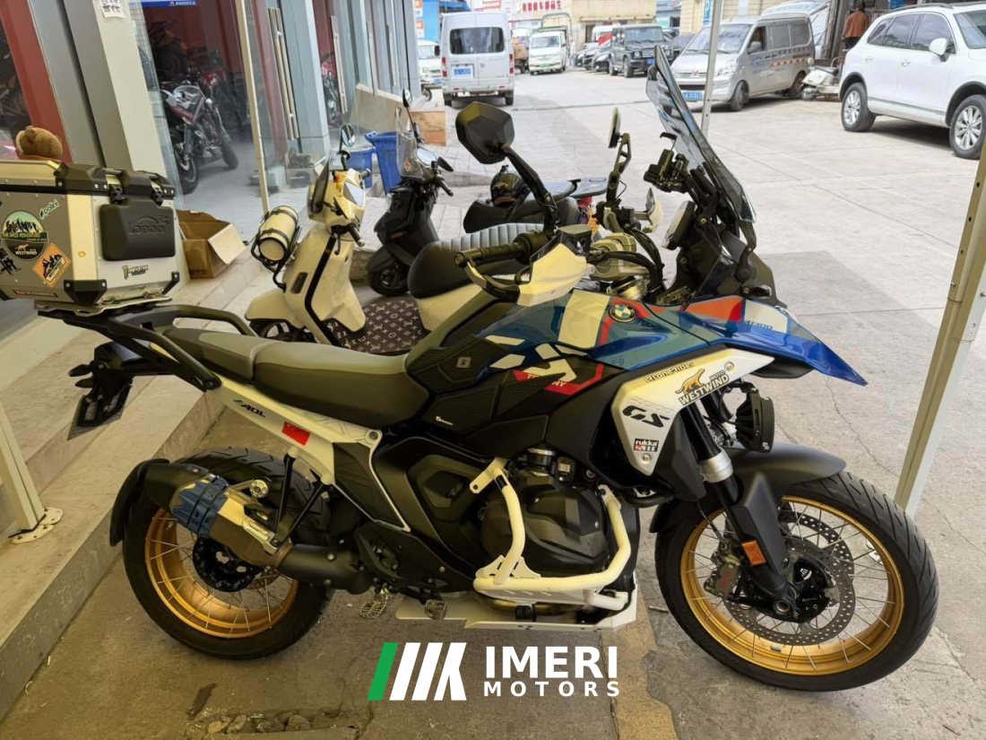 BMW R 1300 GS - мотоцикл из Китая