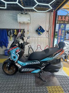 Yamaha XMAX 300 cc - фото 8