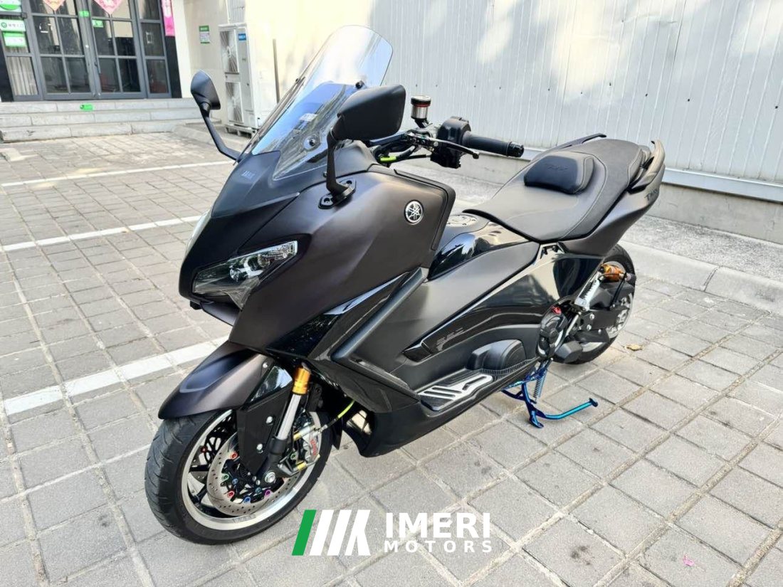 Yamaha TMAX 560 cc - мотоцикл из Китая