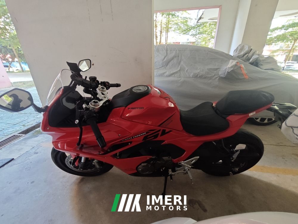 QJMOTOR Roewe i5 550 / Sai 550 *(Context-dependent, usually referring to the motorcycle "Sai 550" or Roewe car v - мотоцикл …