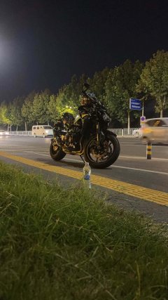 Kawasaki Z900 950 cc - фото 4