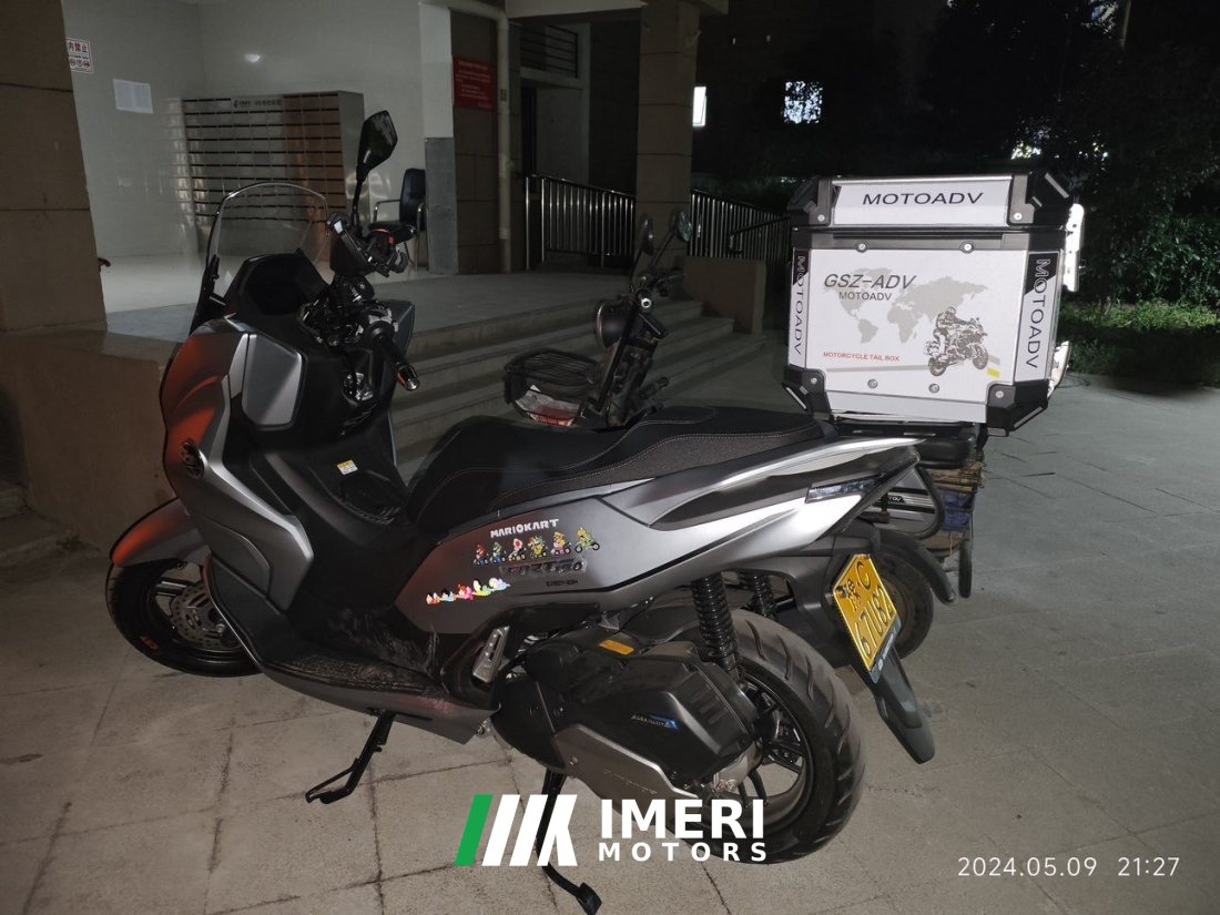 QJMOTOR Hong 150 - мотоцикл из Китая