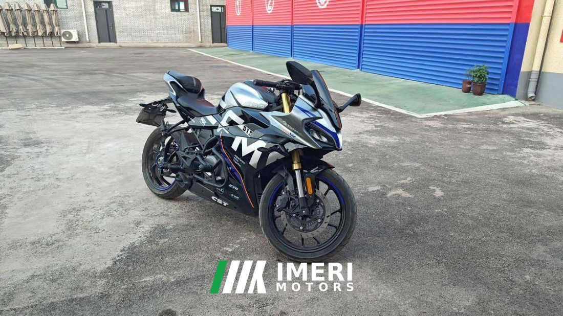CFMOTO 250SR - мотоцикл из Китая