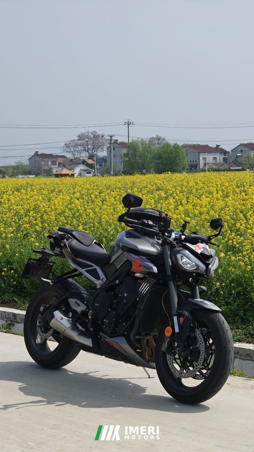 2023 Triumph Street Triple 765