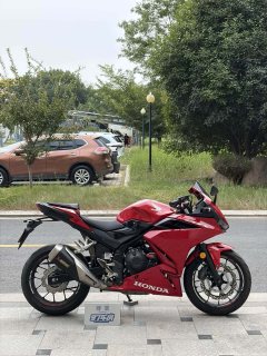 Honda CBR400R - фото 1