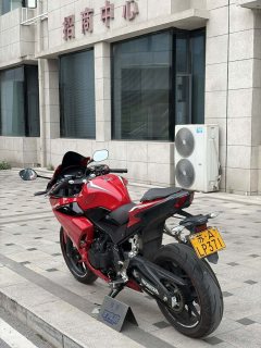 Honda CBR400R - фото 3