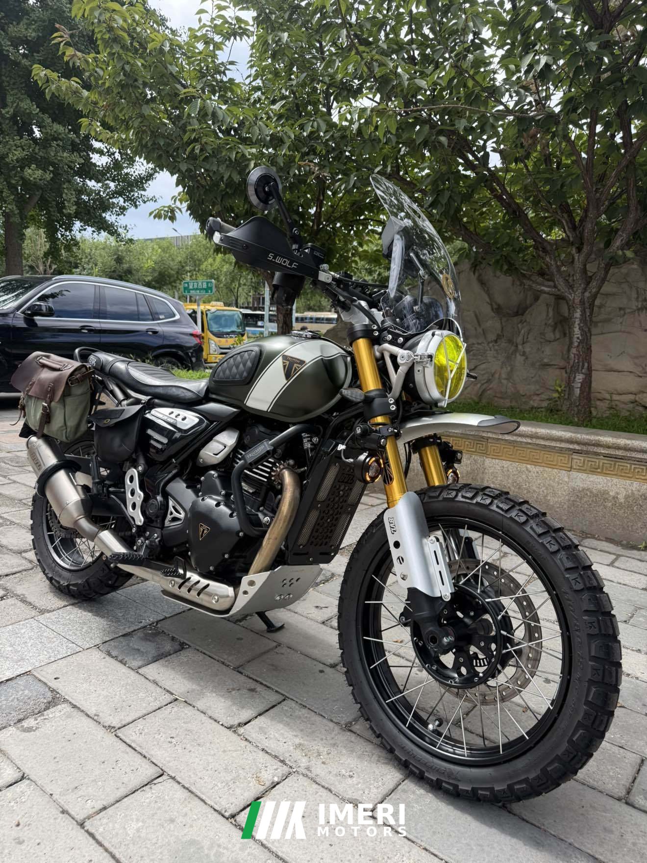 2024 Triumph Scrambler 400 X