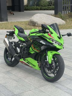 Kawasaki ZX-4R 400 cc - фото 1