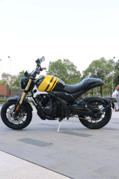 Voge 500AC - фото 1